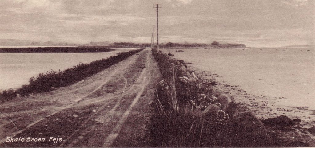 Skalødæmningen set mod Fejø omkring 1930